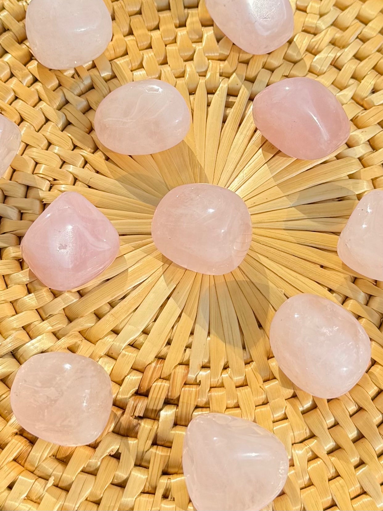 Rose Quartz Tumbled Stone (20-25 mm)